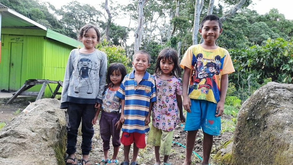 Provide Water and Electricity to 240 People