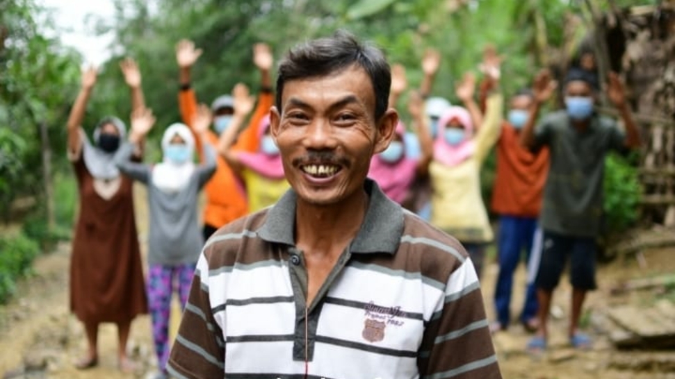 Build a Community with Access to Water and Sanitation