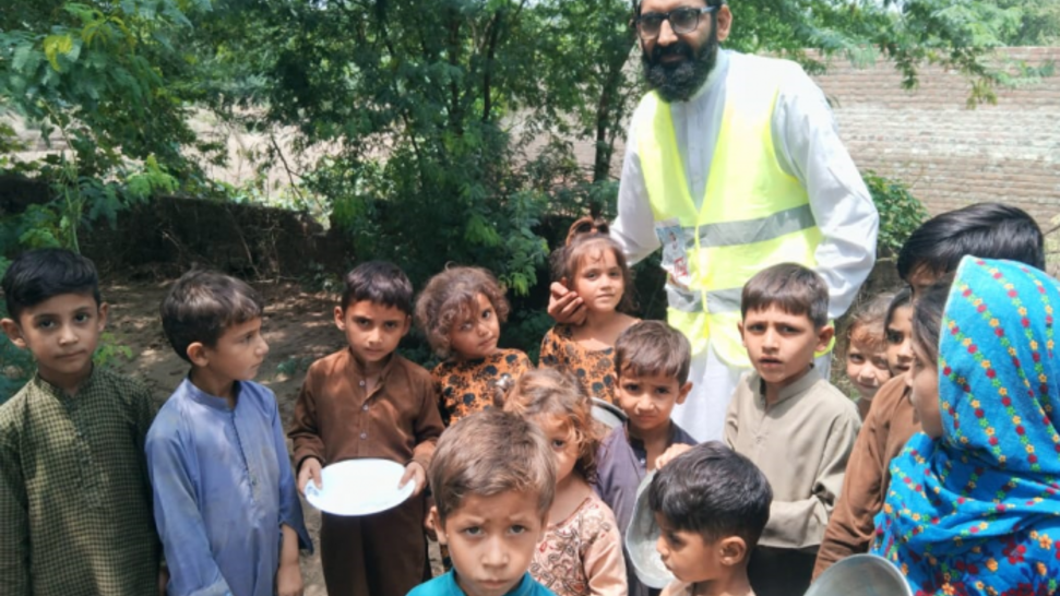 Provide Winterization Kits to Pakistani Children